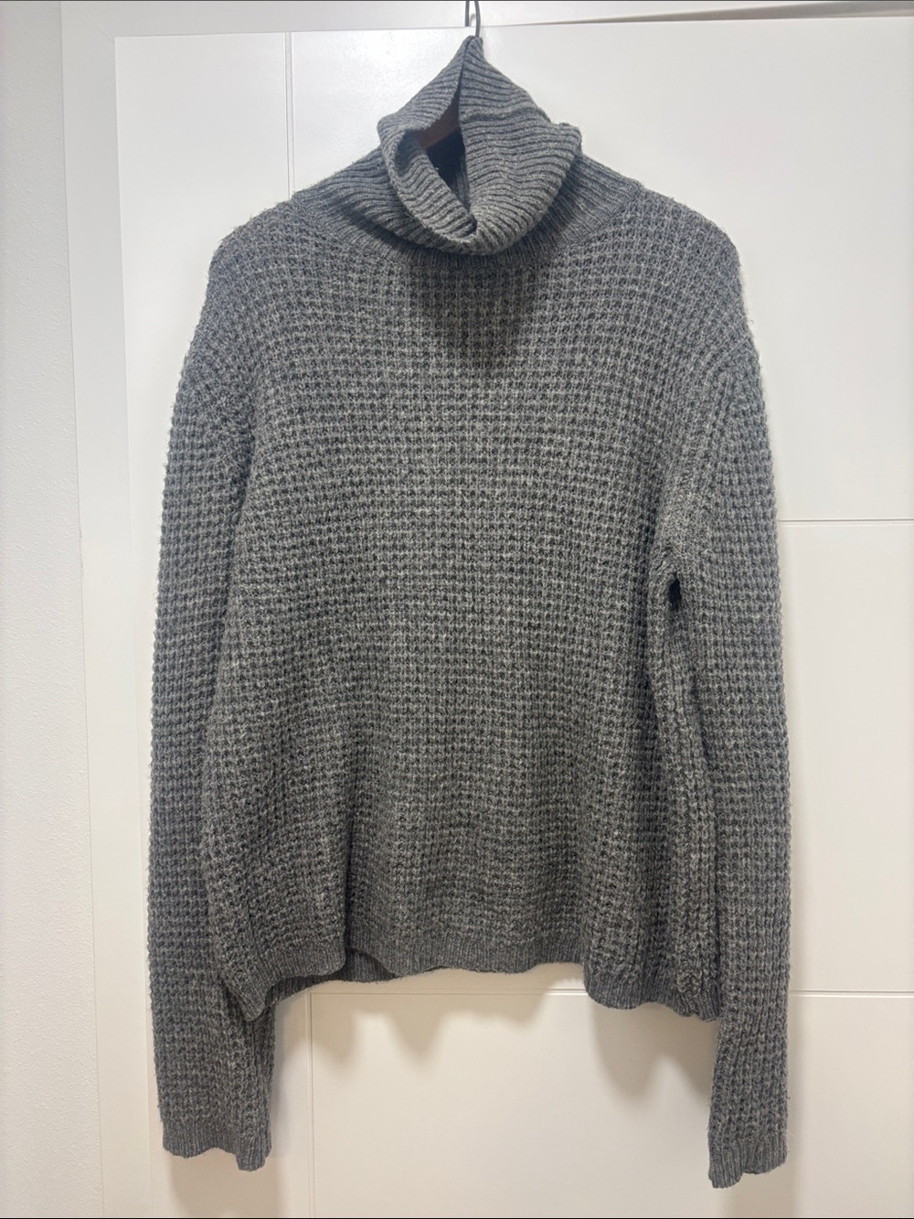 Jenni Kayne Gray Turtleneck waffle Knit Sweater